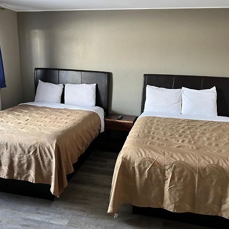 Timberly Motel Гейлорд Экстерьер фото