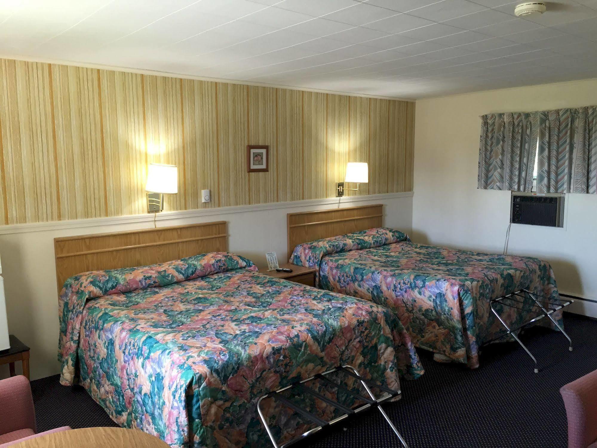 Timberly Motel Гейлорд Экстерьер фото